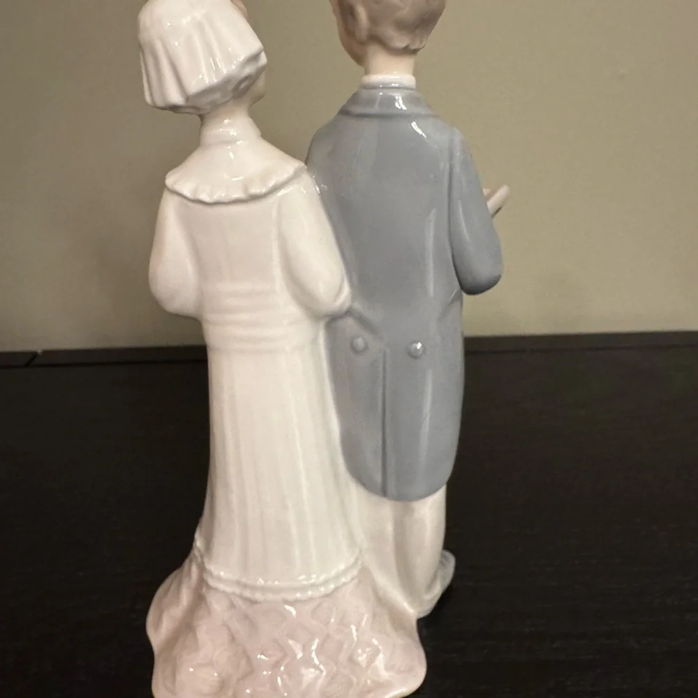 Lladro White and Gray Wedding Cake Topper